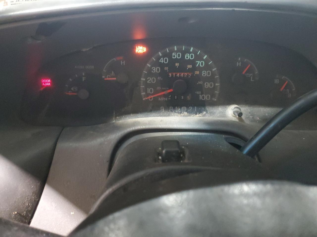 1998 Ford F-150 VIN 1FTRF17W8WNA27819 Copart auction photo, side damage thumbnail 9