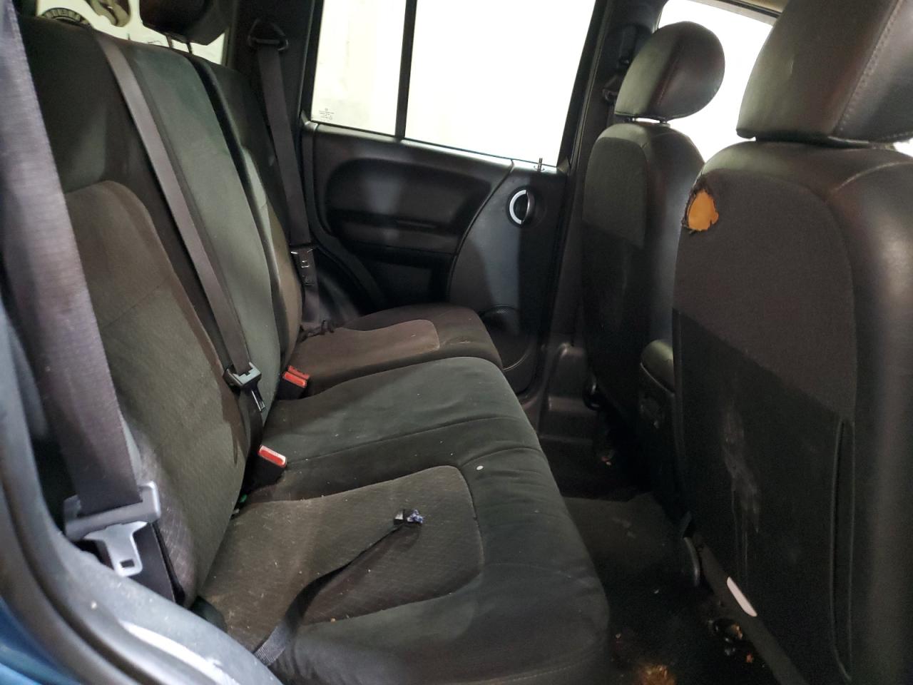 2003 Jeep Liberty (North America) VIN 1J4GL58K73W682072 Copart auction photo, rear end / front end damage thumbnail 11