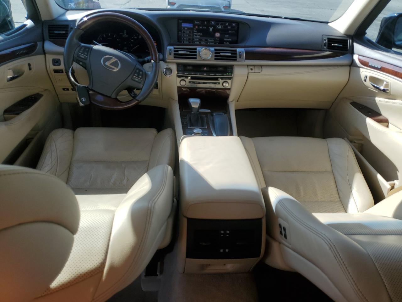 2015 Lexus LS VIN JTHBL5EF6F5135777 Copart auction photo, side / rear end damage thumbnail 8