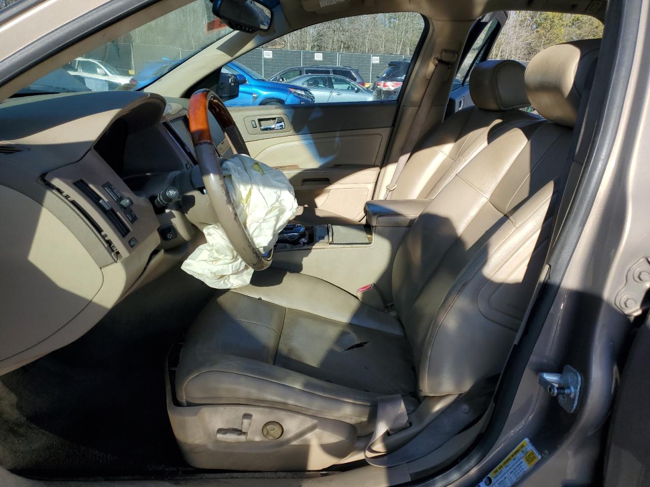 2007 Cadillac STS VIN 1G6DW677970134766 Copart auction photo, front end / rear end damage thumbnail 7