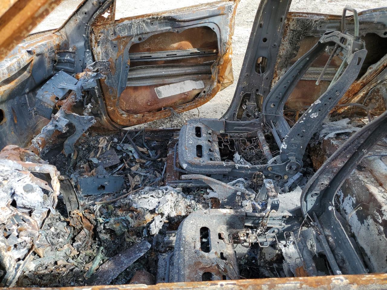 2020 KIA Soul VIN KNDJ63AU9L7099628 Copart auction photo, burn damage thumbnail 7