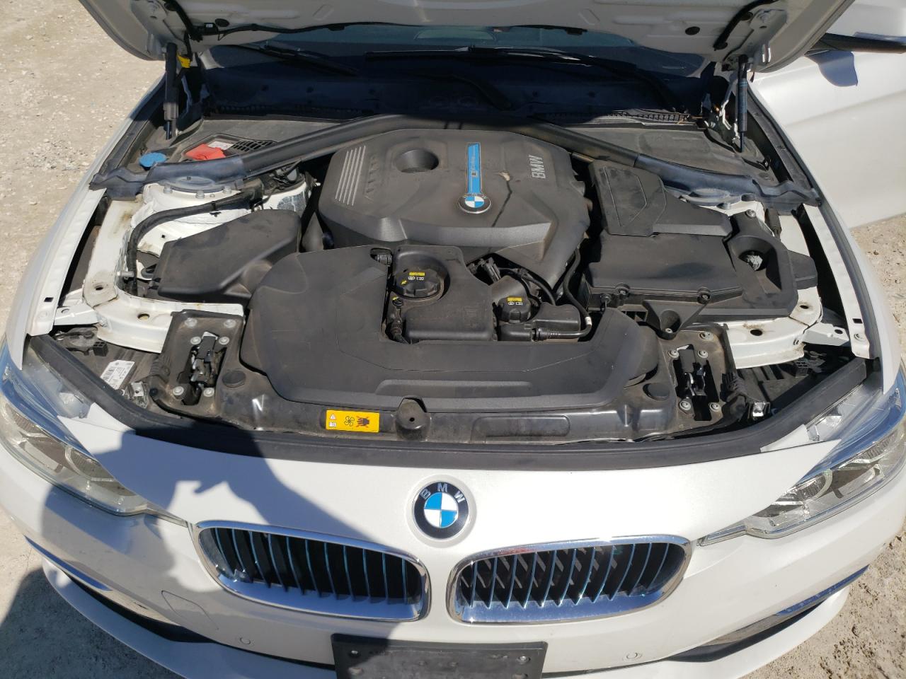 2017 BMW 3er VIN WBA8E1C56HK895069 Copart auction photo, rear end damage thumbnail 11
