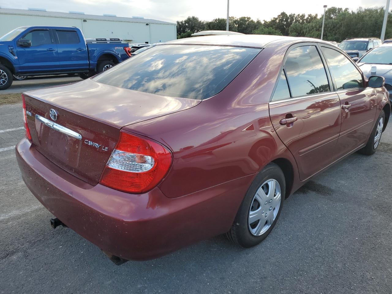 2004 Toyota Camry VIN 4T1BE32KX4U282801 Copart auction photo, water/flood damage thumbnail 3
