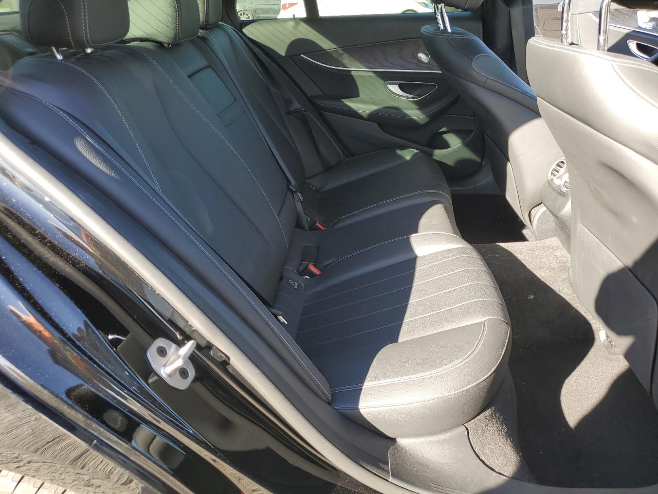 2021 Mercedes-Benz E-klasse VIN W1KZF8DB2MA936725 Copart auction photo, frame damage / front end damage thumbnail 10