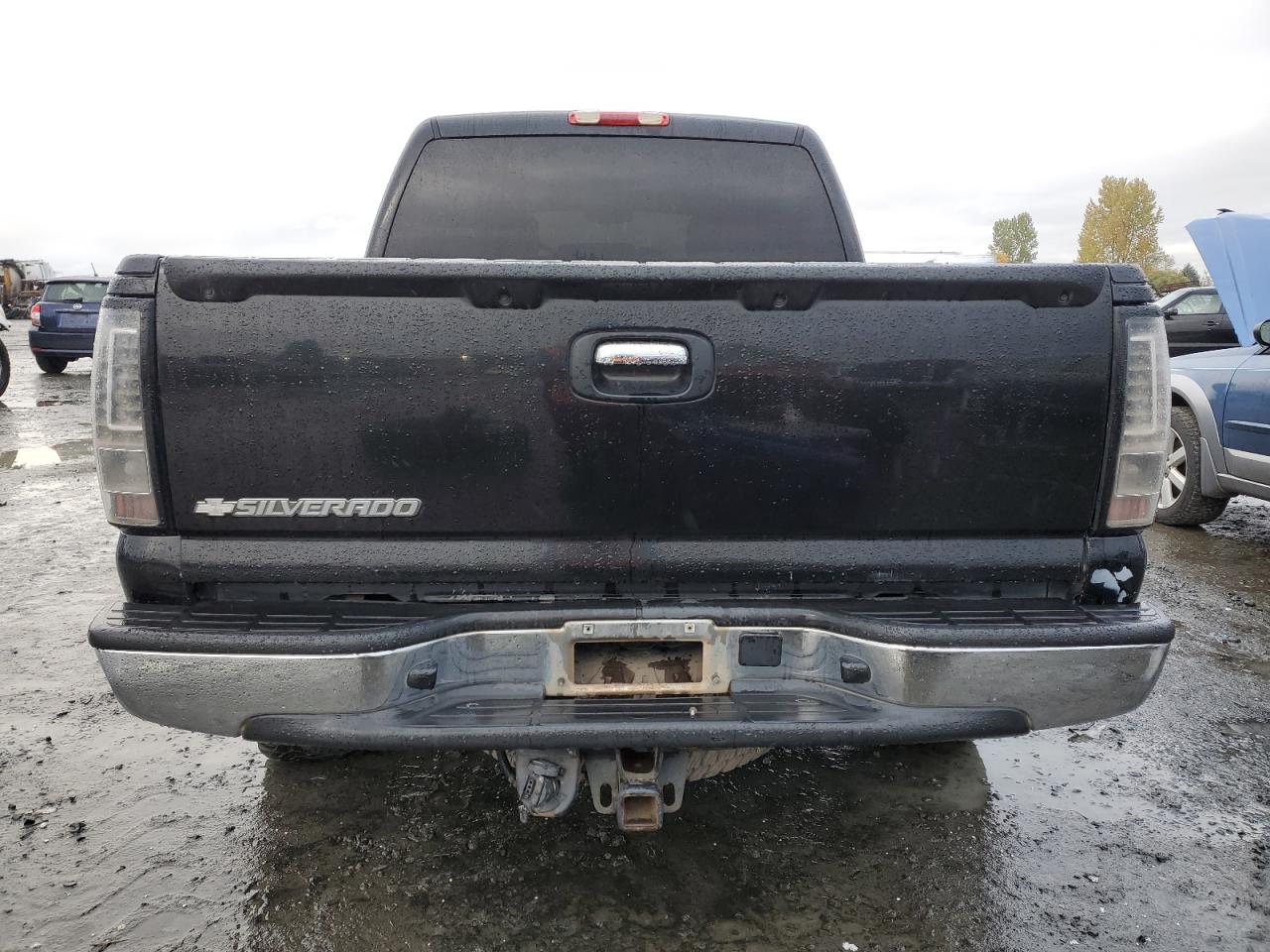 2007 Chevrolet Silverado VIN 2GCEK13V571130335 Copart auction photo, front end / side damage thumbnail 6