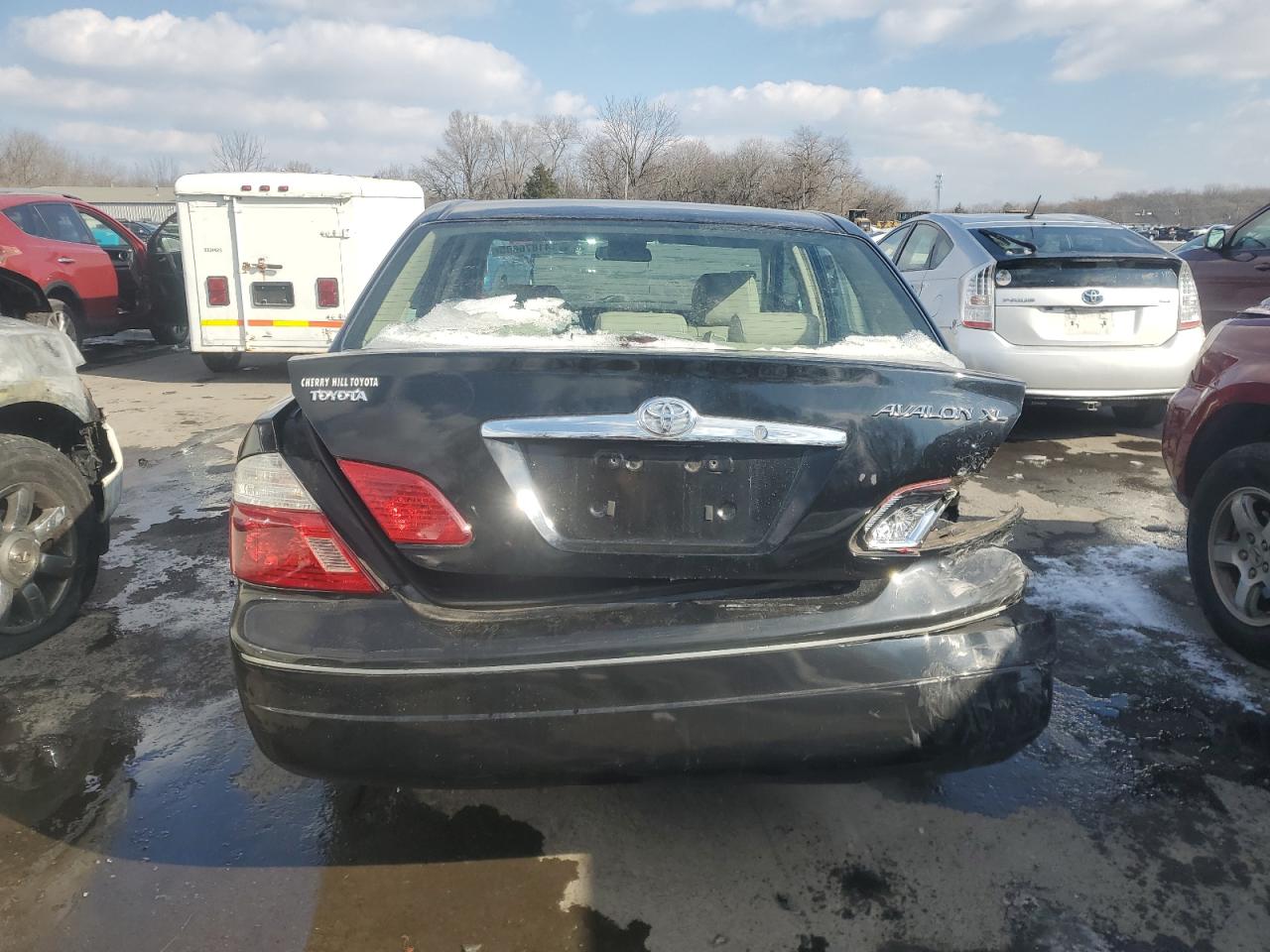 2004 Toyota Avalon VIN 4T1BF28B24U363113 Copart auction photo, rear end damage thumbnail 6