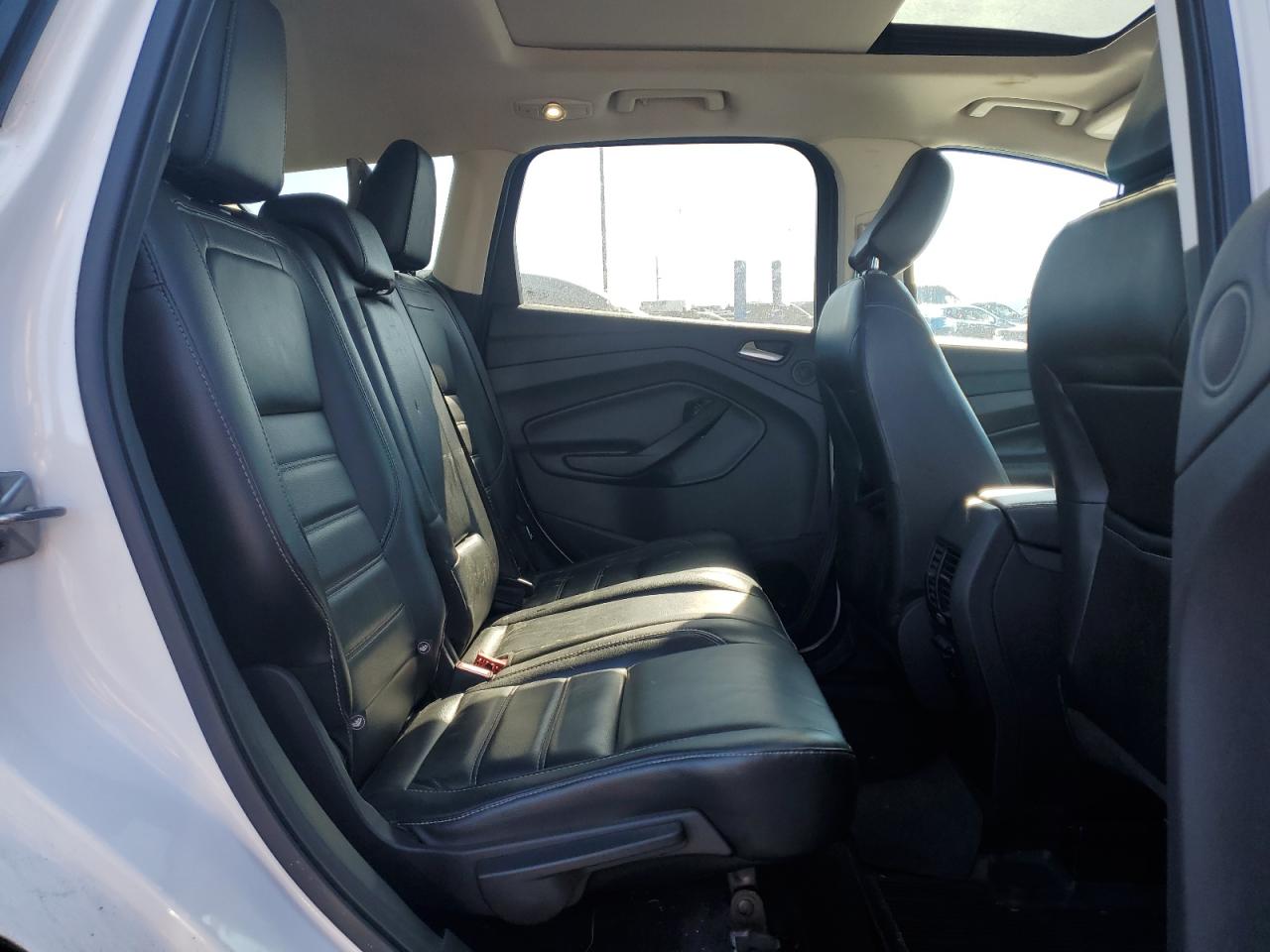 2018 Ford Escape VIN 1FMCU9J97JUA21226 Copart auction photo, side / front end damage thumbnail 11