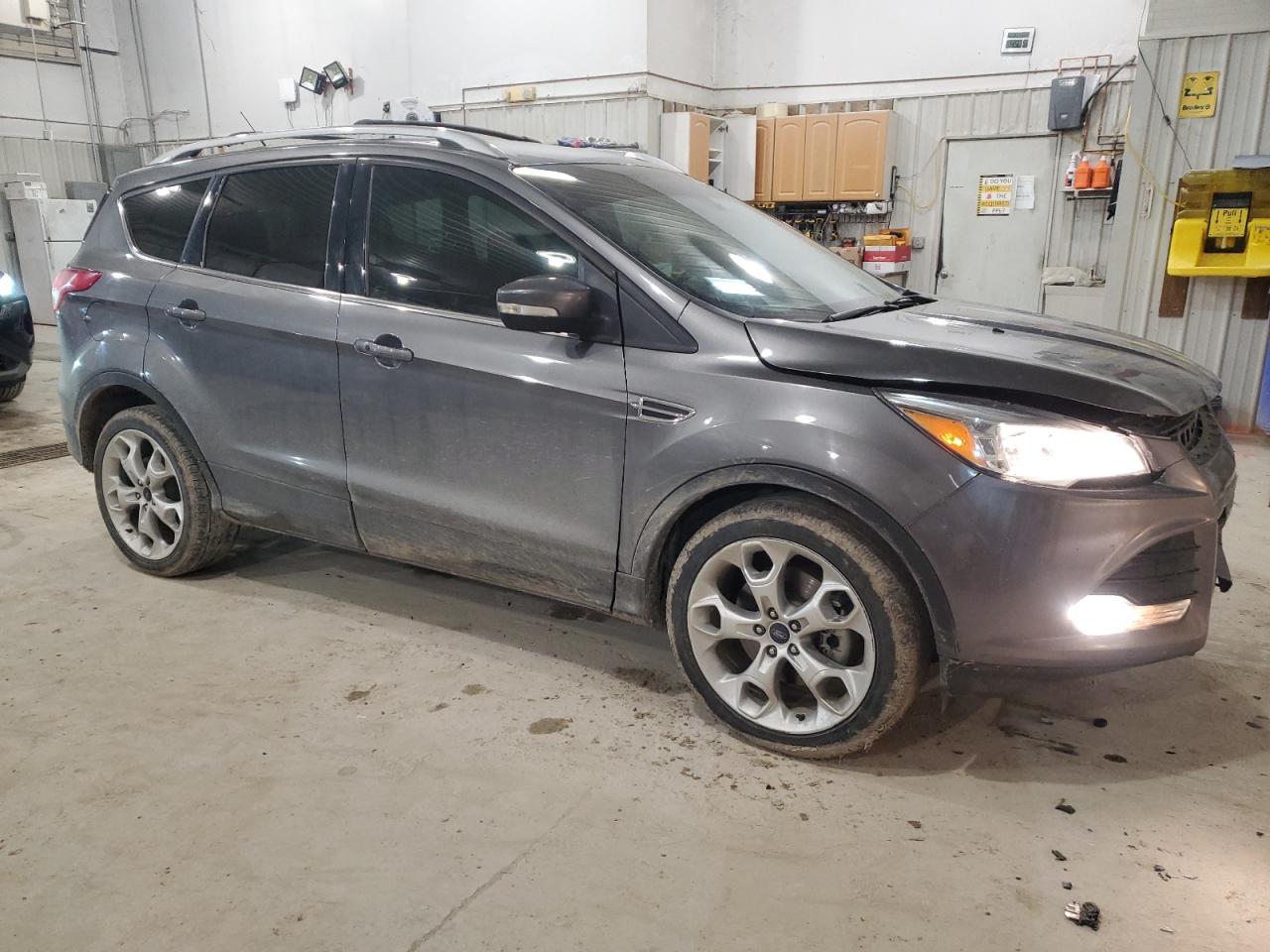 2014 Ford Escape VIN 1FMCU0J94EUE26252 Copart auction photo, front end damage thumbnail 4