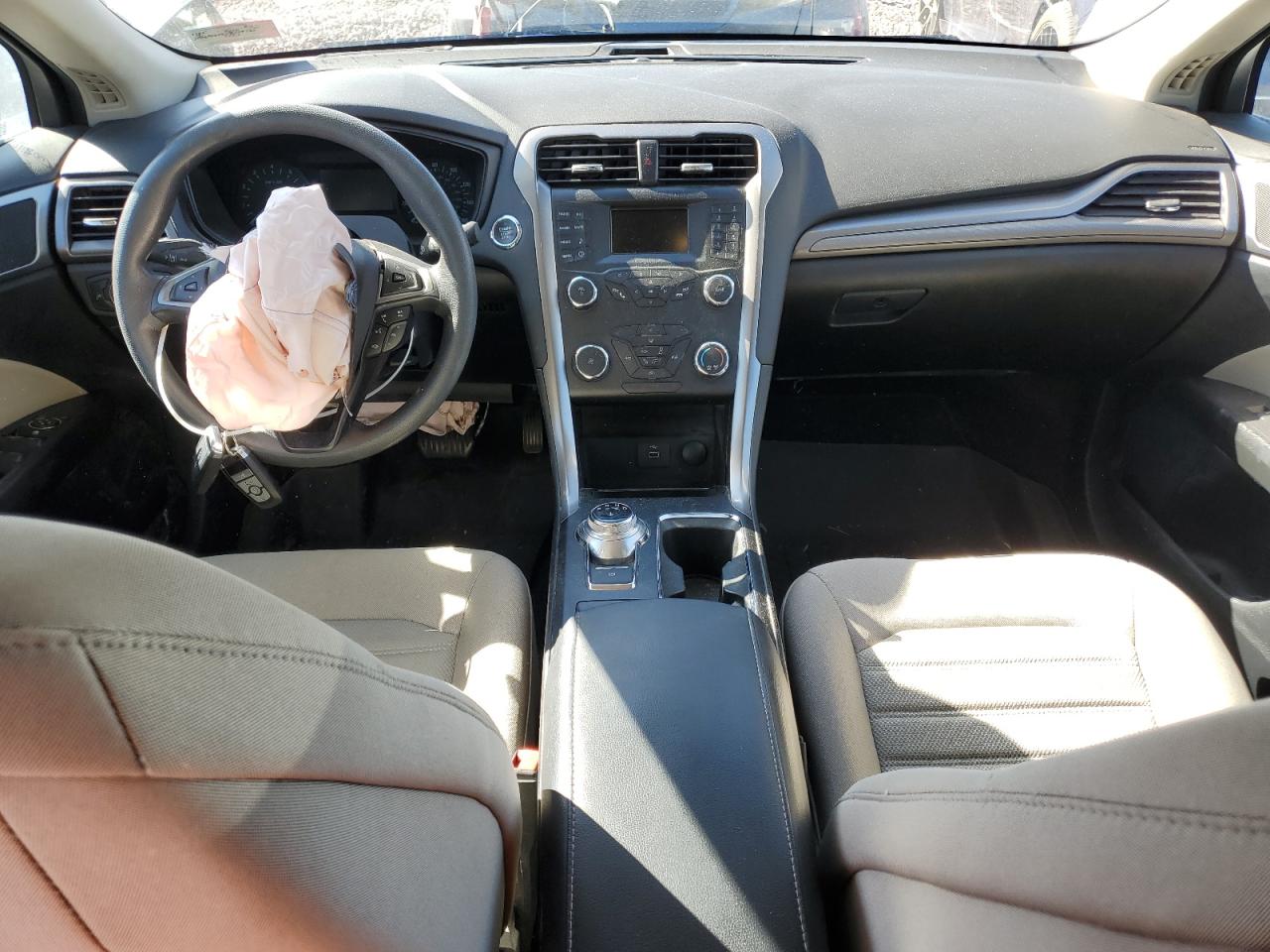 2019 Ford Fusion VIN 3FA6P0G74KR248723 Copart auction photo, front end damage thumbnail 8