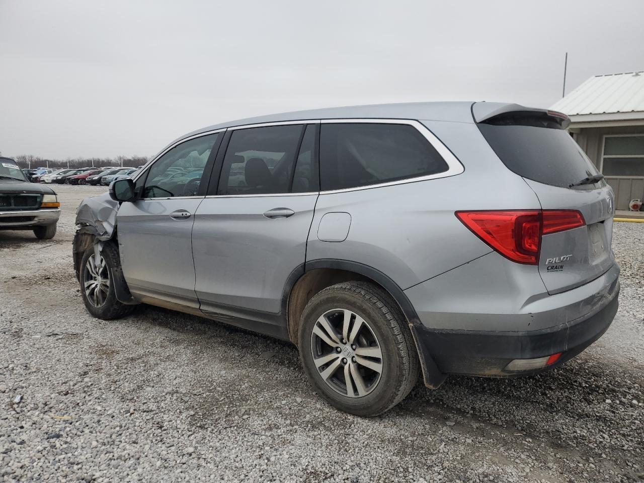 2016 Honda Pilot VIN 5FNYF6H5XGB045981 Copart auction photo, front end / rear end damage thumbnail 2