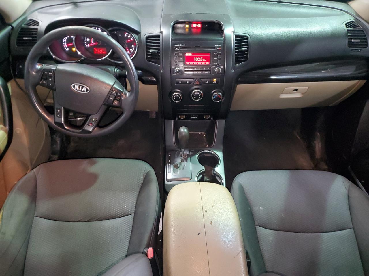 2011 KIA Sorento VIN 5XYKT3A18BG052689 Copart auction photo, rear end / front end damage thumbnail 8