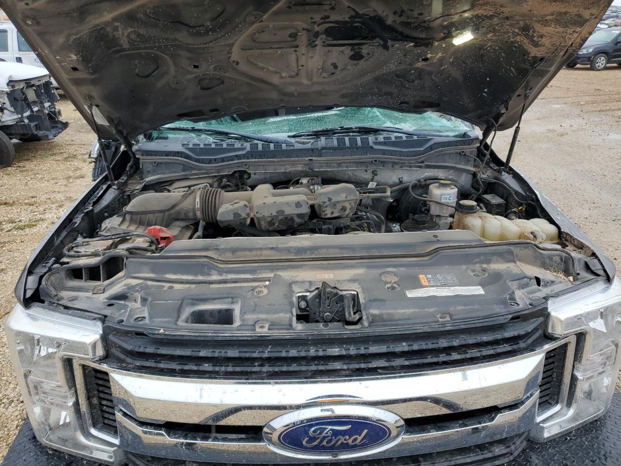 2019 Ford F250 VIN 1FT7W2B6XKEF33618 Copart auction photo, rollover / undercarriage damage thumbnail 12