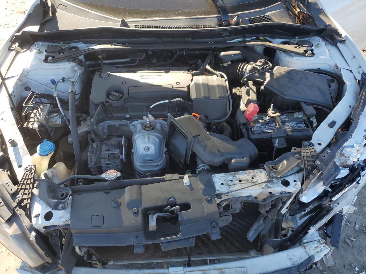 2016 Honda Accord VIN 1HGCR2F50GA123725 Copart auction photo, front end / minor dent/scratches damage thumbnail 11