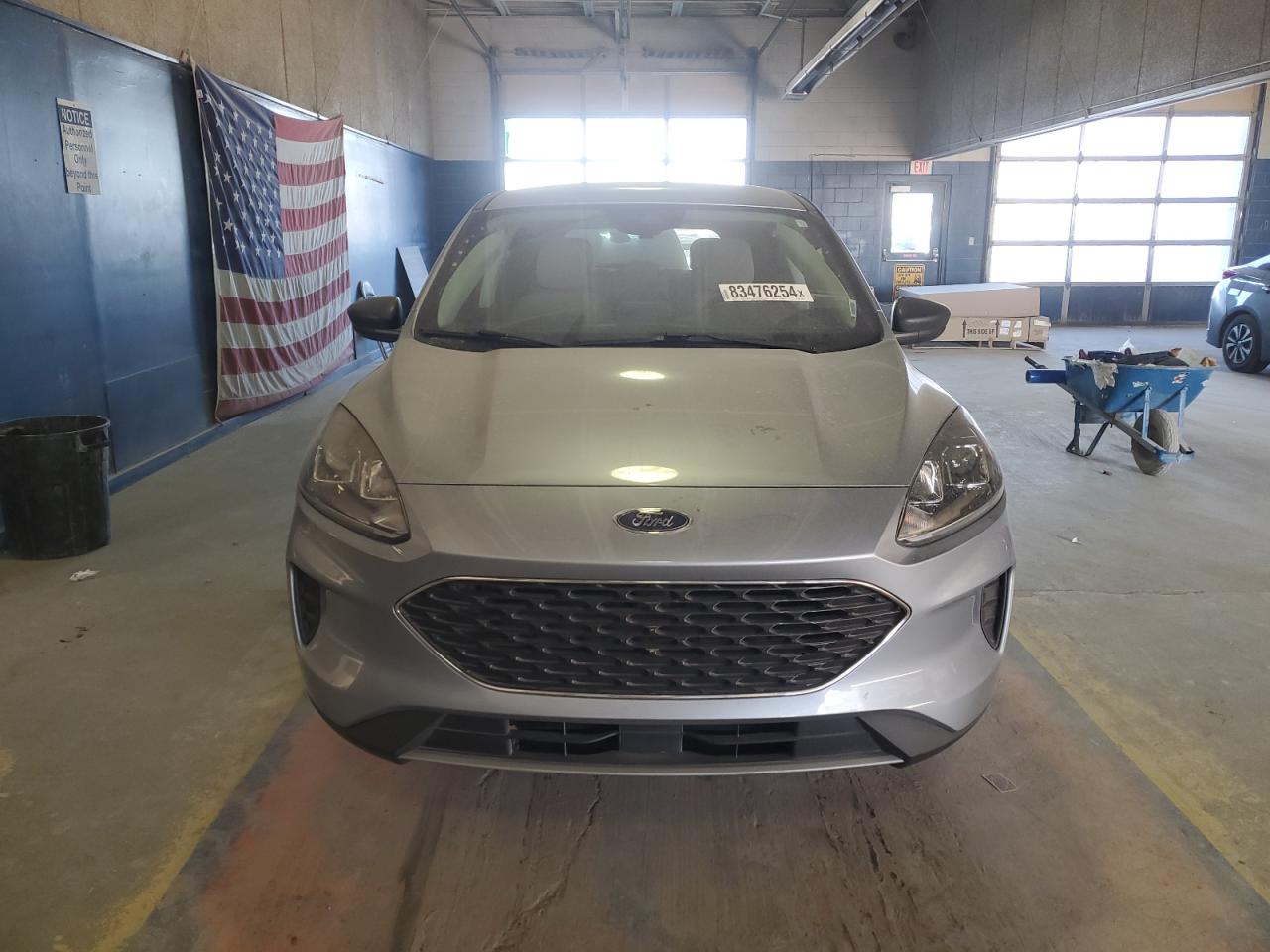 2022 Ford Escape VIN 1FMCU9G63NUA39774 Copart auction photo, side / minor dent/scratches damage thumbnail 5
