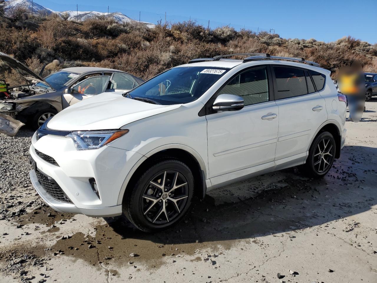2016 Toyota RAV 4 VIN JTMJFREV1GJ053693