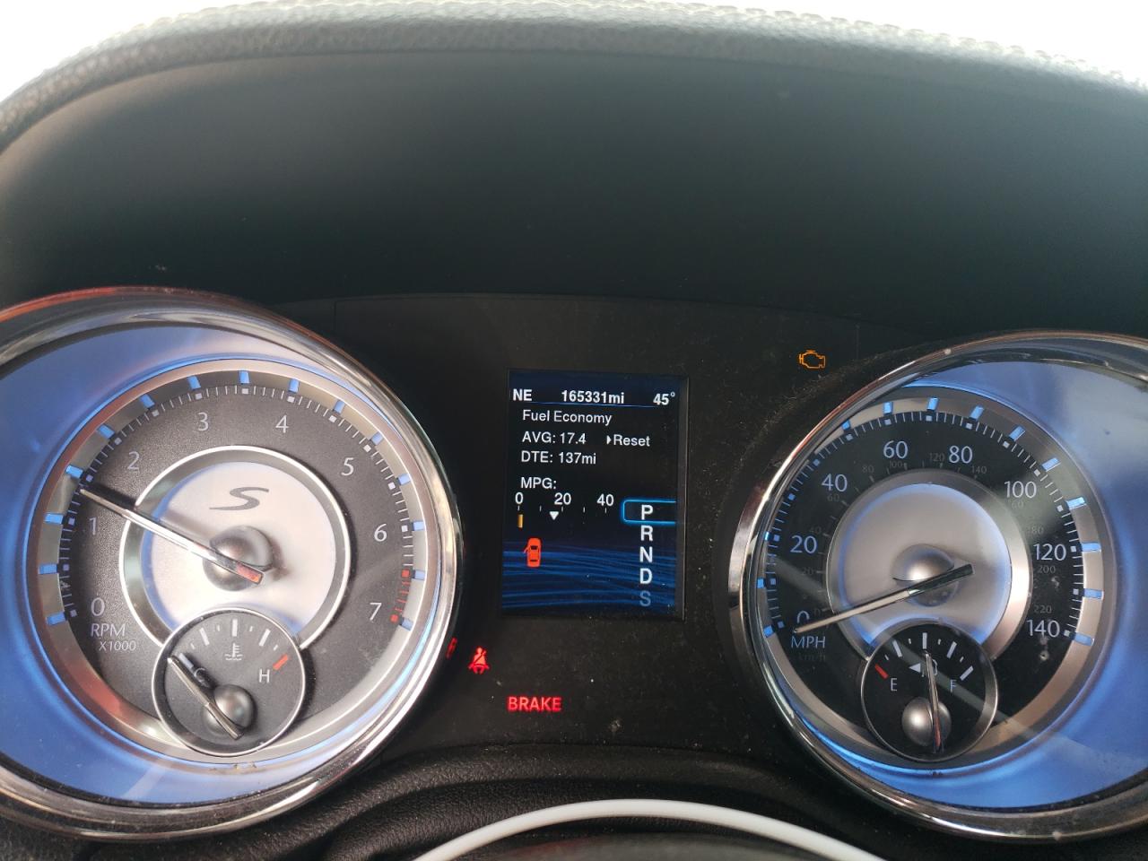 2014 Chrysler 300 VIN 2C3CCABG4EH163102 Copart auction photo, front end / side damage thumbnail 9