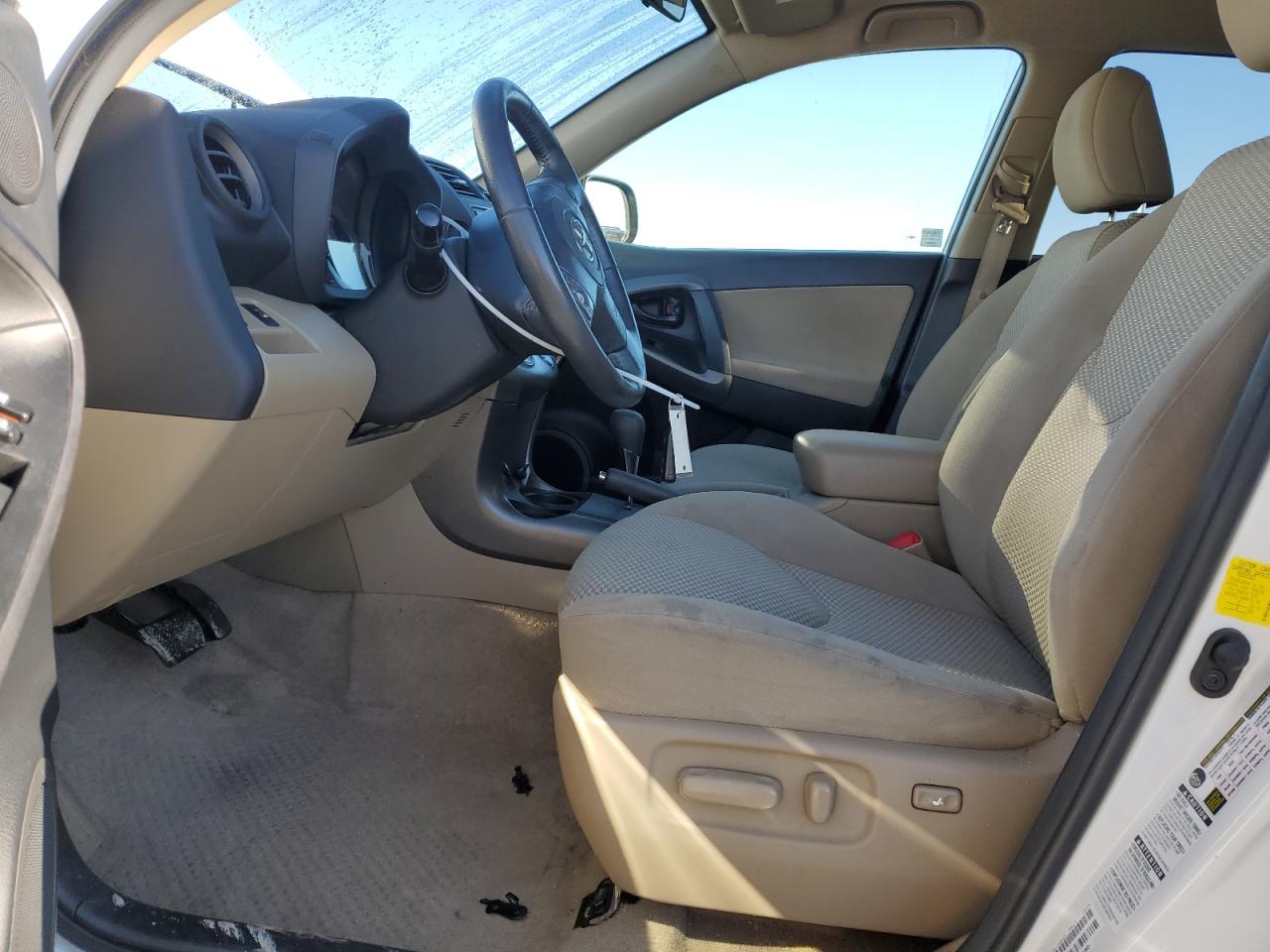 2012 Toyota RAV 4 VIN 2T3EF4DV4CW233803 Copart auction photo, front end damage thumbnail 7