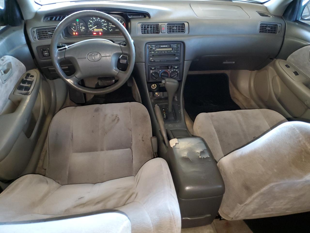 1998 Toyota Camry VIN JT2BF22K0W0144716 Copart auction photo, all over / front end damage thumbnail 8