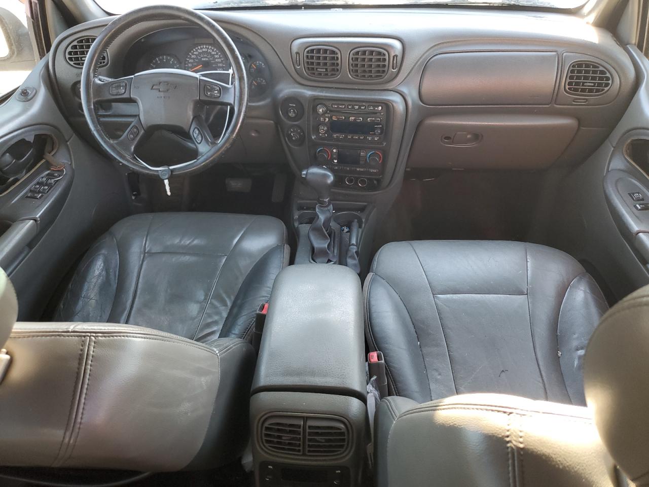 2002 Chevrolet TrailBlazer VIN 1GNDS13S722432968 Copart auction photo, top/roof damage thumbnail 8