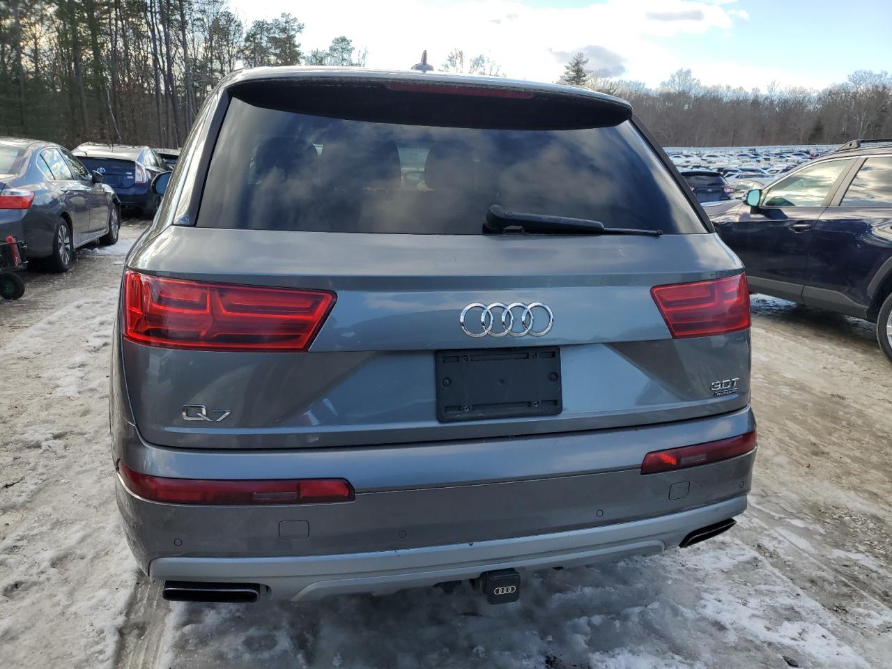 2017 Audi Q7 VIN WA1VAAF76HD030275 Copart auction photo, mechanical / minor dent/scratches damage thumbnail 6
