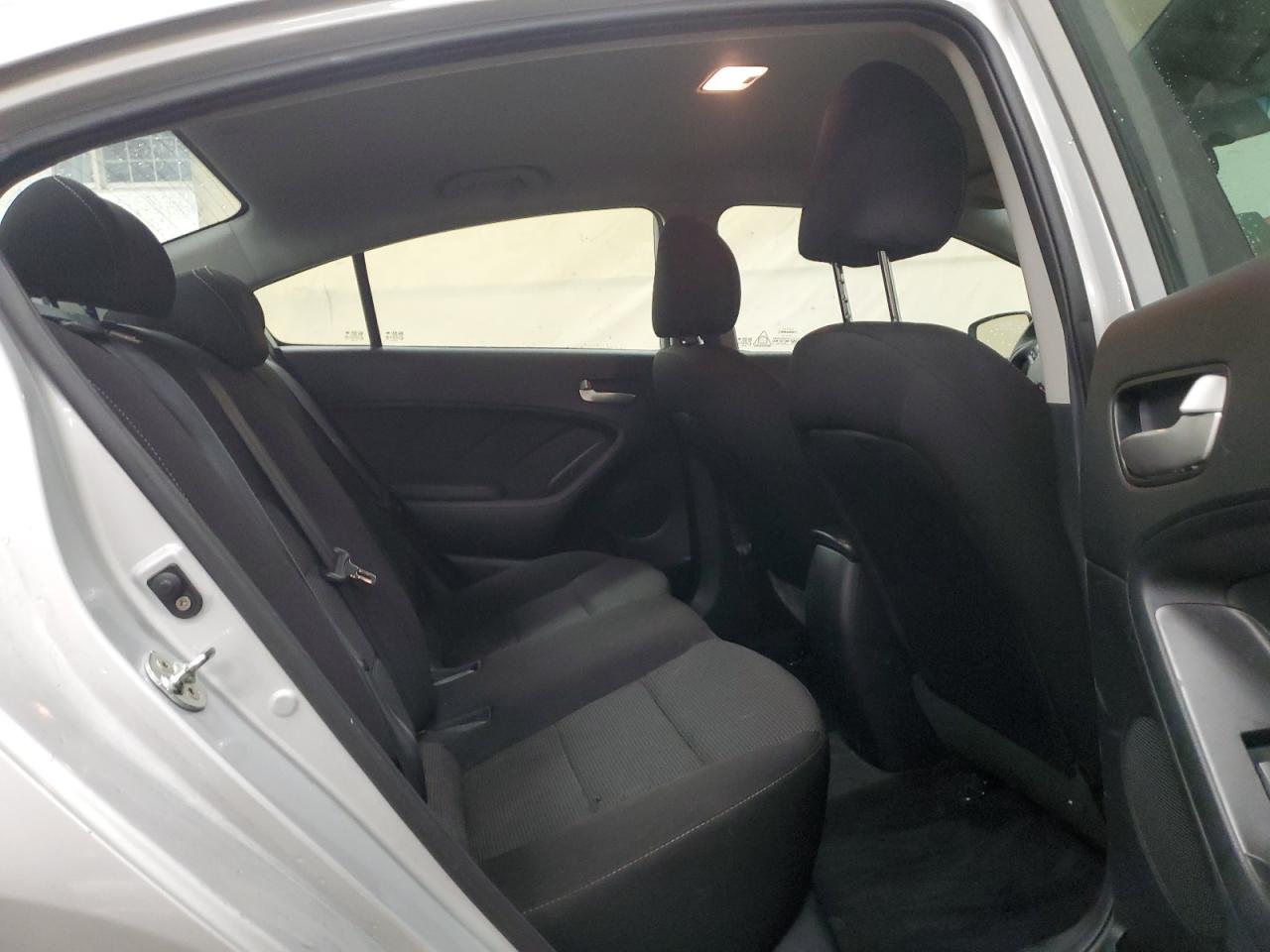 2018 KIA Forte VIN 3KPFK4A77JE227332 Copart auction photo, all over damage thumbnail 10