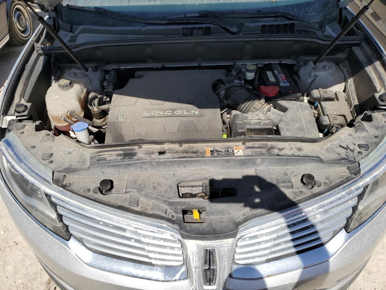 2016 Lincoln MKX VIN 2LMTJ8LR3GBL32770 Copart auction photo, water/flood damage thumbnail 12