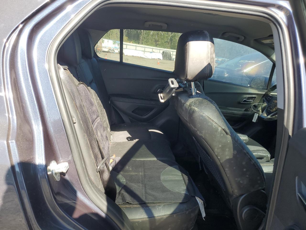 2019 Chevrolet Trax VIN 3GNCJLSB2KL255031 Copart auction photo, water/flood damage thumbnail 10