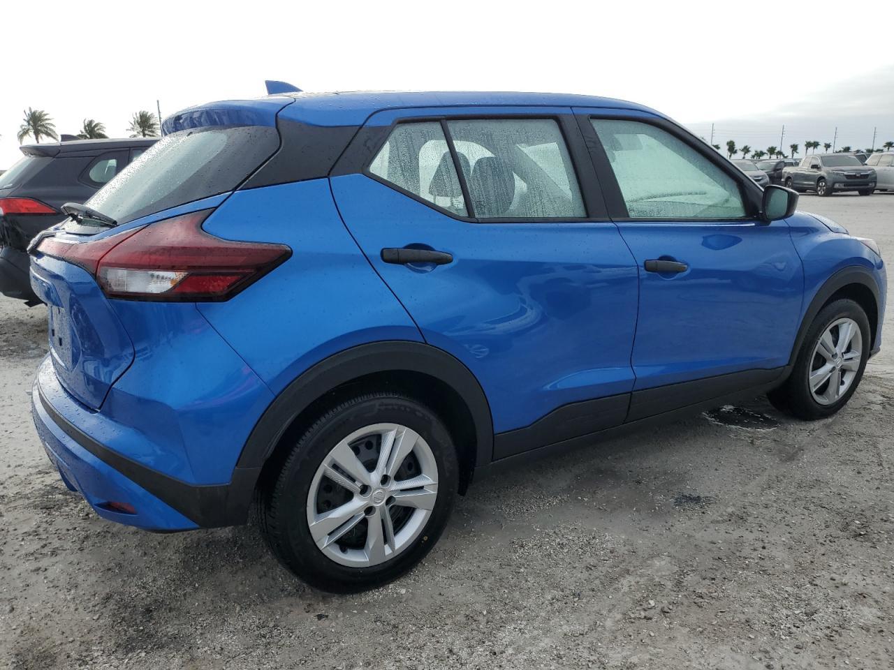 2024 Nissan Kicks VIN 3N1CP5BV8RL563427 Copart auction photo, water/flood damage thumbnail 3
