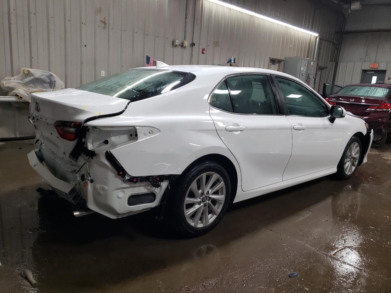 2022 Toyota Camry VIN 4T1C11AK9NU660386 Copart auction photo, front end / rear end damage thumbnail 3