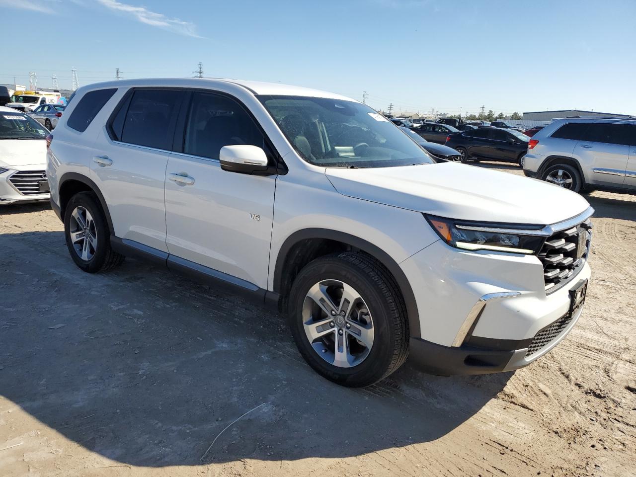 2025 Honda Pilot VIN 5FNYG2H44SB003182 Copart auction photo, side / minor dent/scratches damage thumbnail 4