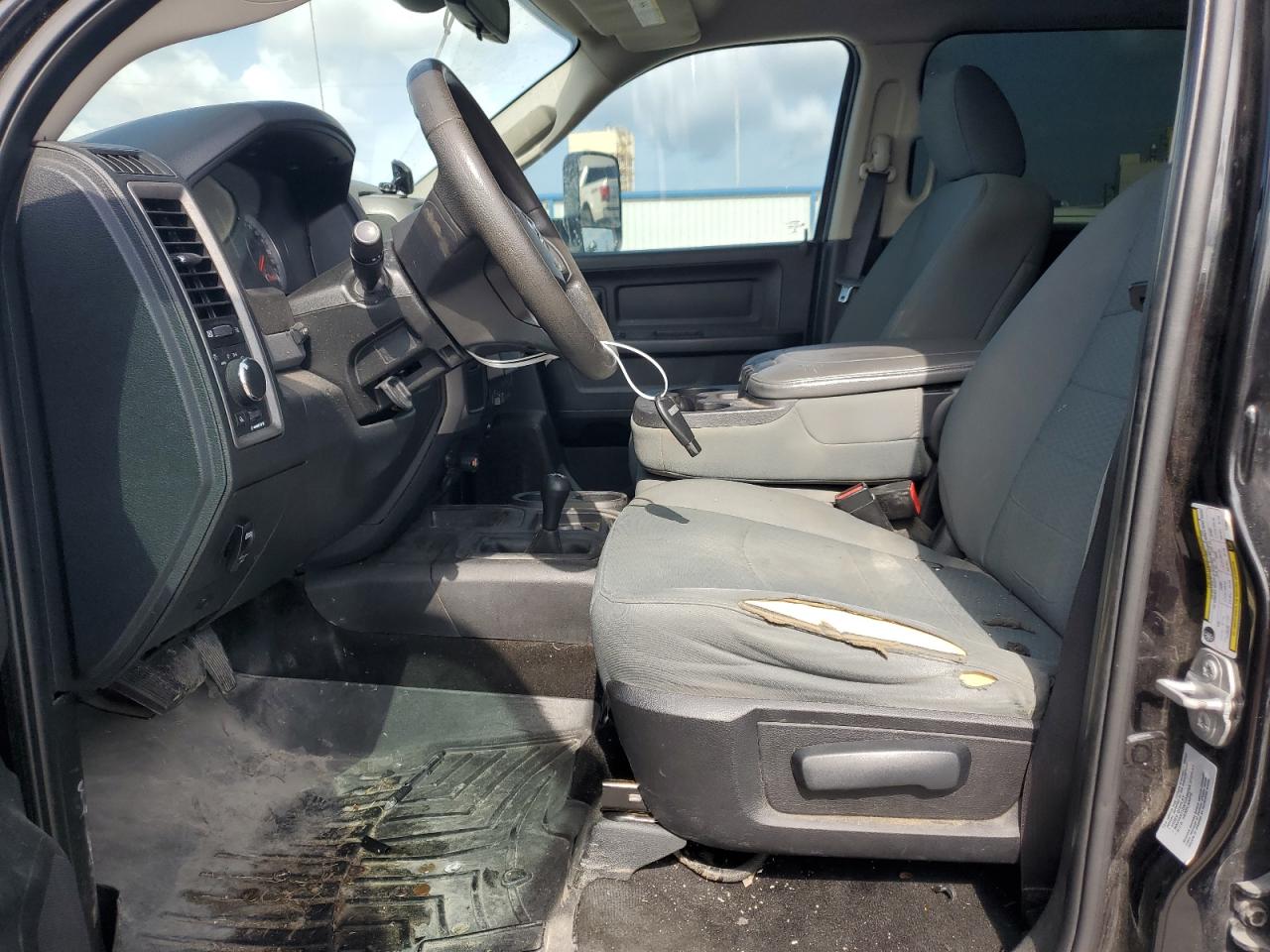 2015 RAM 2500 VIN 3C6UR5CLXFG694153 Copart auction photo, front end damage thumbnail 7