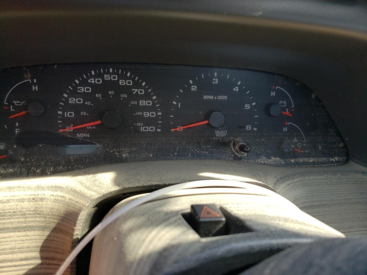 2002 Ford F250 VIN 1FTNF21L12EC48370 Copart auction photo, water/flood damage thumbnail 9