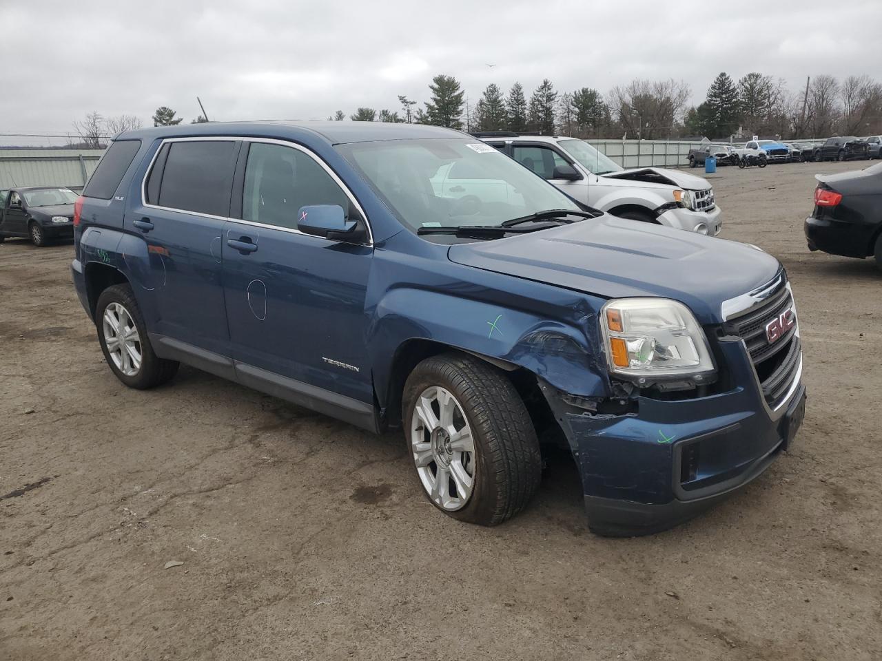 2017 GMC Terrain VIN 2GKALMEKXH6172704 Copart auction photo, front end / mechanical damage thumbnail 4