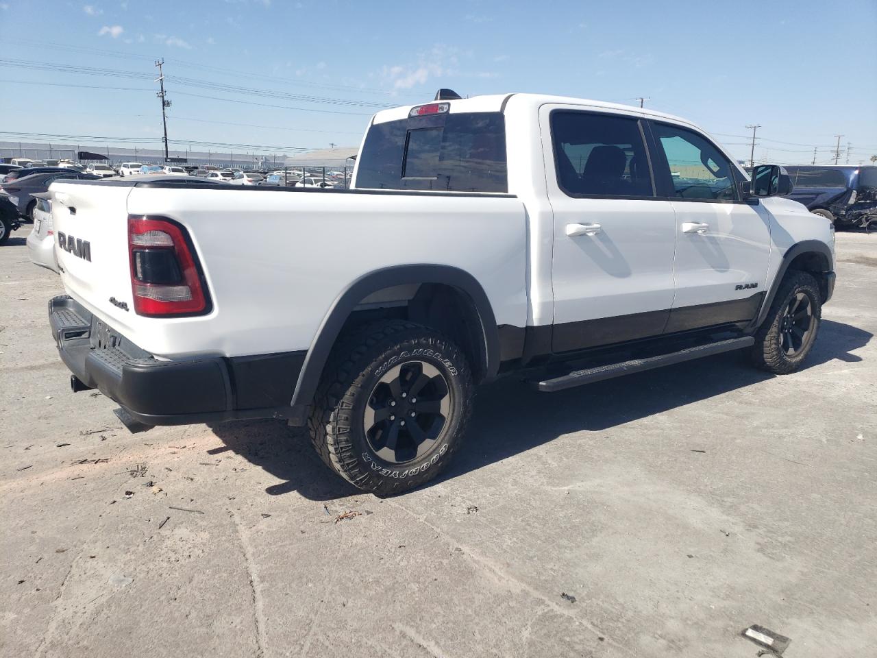 2020 RAM 1500 VIN 1C6SRFLT5LN199097 Copart auction photo, minor dent/scratches damage thumbnail 3