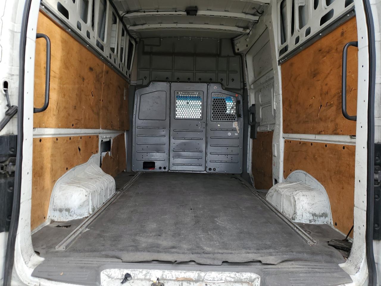 2017 Nissan NV VIN 1N6BF0LY8HN803031 Copart auction photo, front end / side damage thumbnail 10