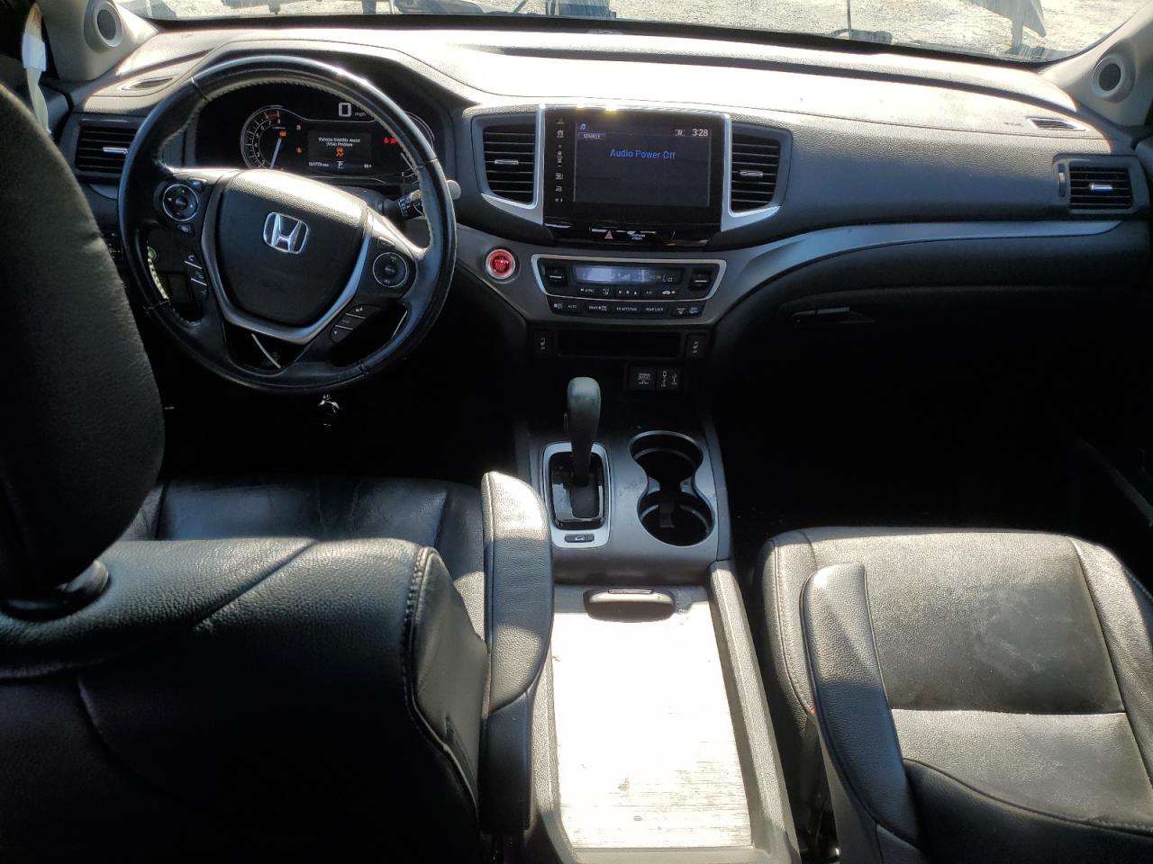 2017 Honda Pilot VIN 5FNYF6H59HB095451 Copart auction photo, side / front end damage thumbnail 8