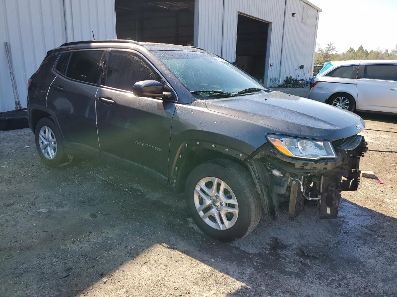 2019 Jeep Compass VIN 3C4NJCAB9KT636992 Copart auction photo, front end damage thumbnail 4