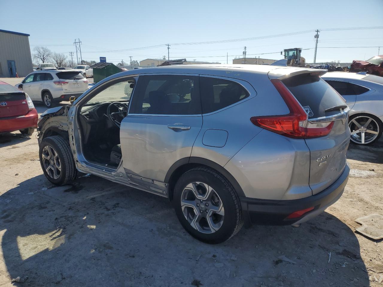 2017 Honda CR-V VIN 7FARW1H50HE000335 Copart auction photo, side / front end damage thumbnail 2