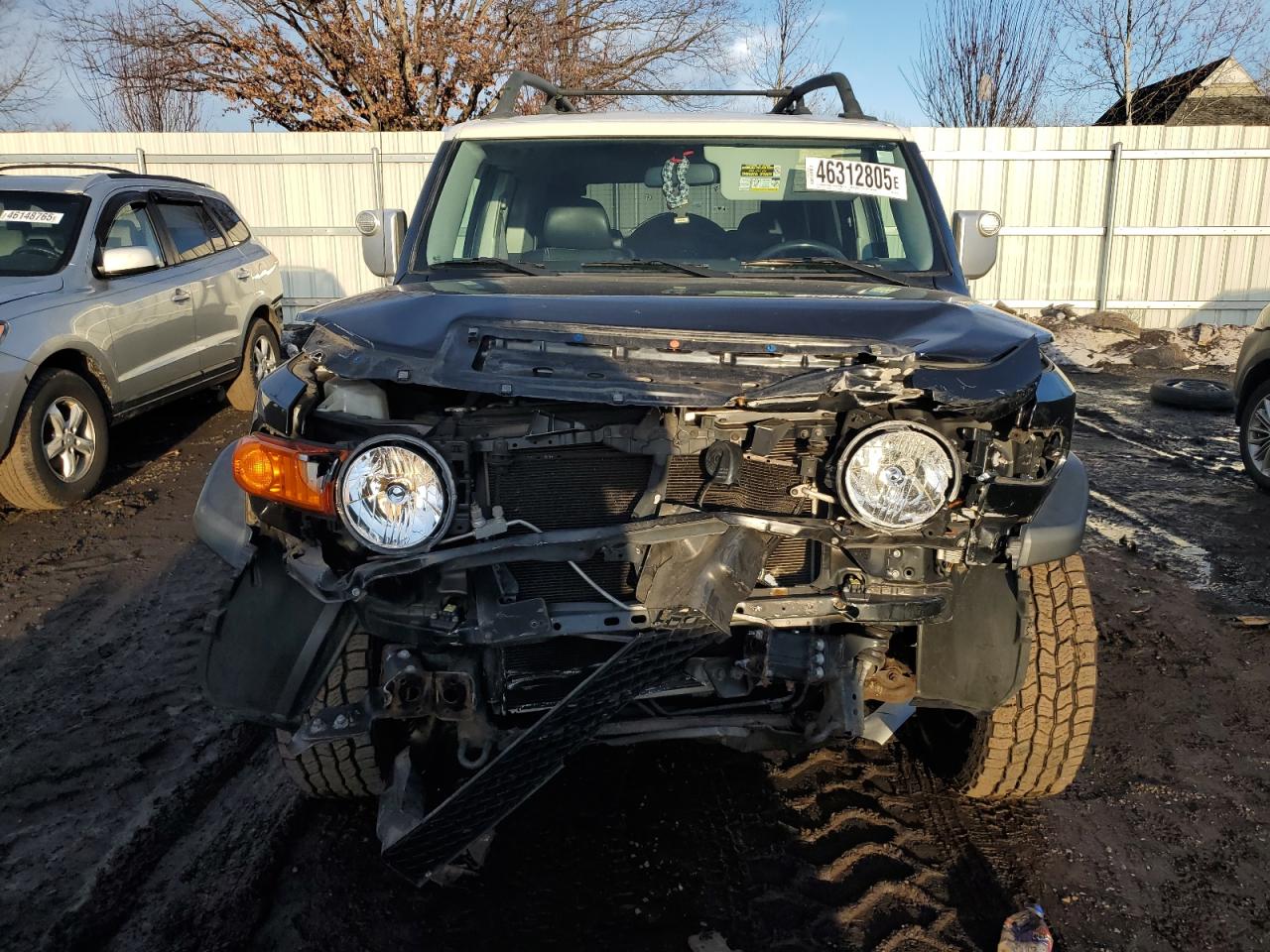 2007 Toyota FJ Cruiser VIN JTEBU11F070026335 Copart auction photo, front end / minor dent/scratches damage thumbnail 5
