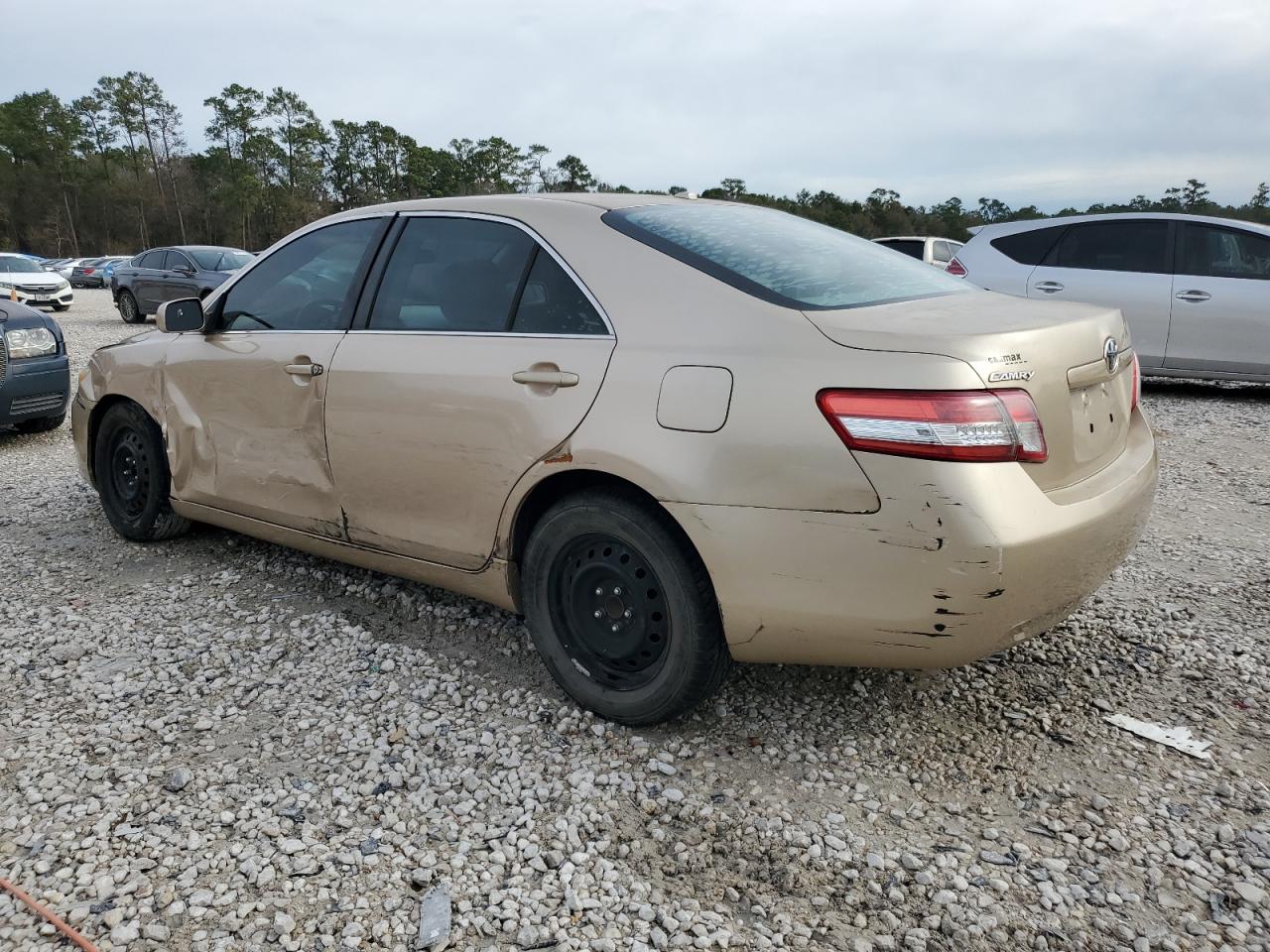 2010 Toyota Camry VIN 4T1BF3EK0AU027076 Copart auction photo, side / front end damage thumbnail 2