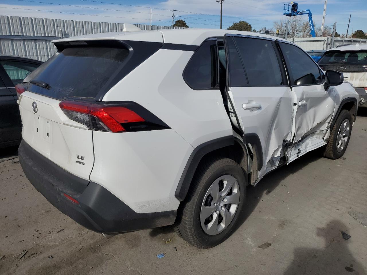 2024 Toyota RAV 4 VIN 2T3F1RFV0RC431141 Copart auction photo, side damage thumbnail 3