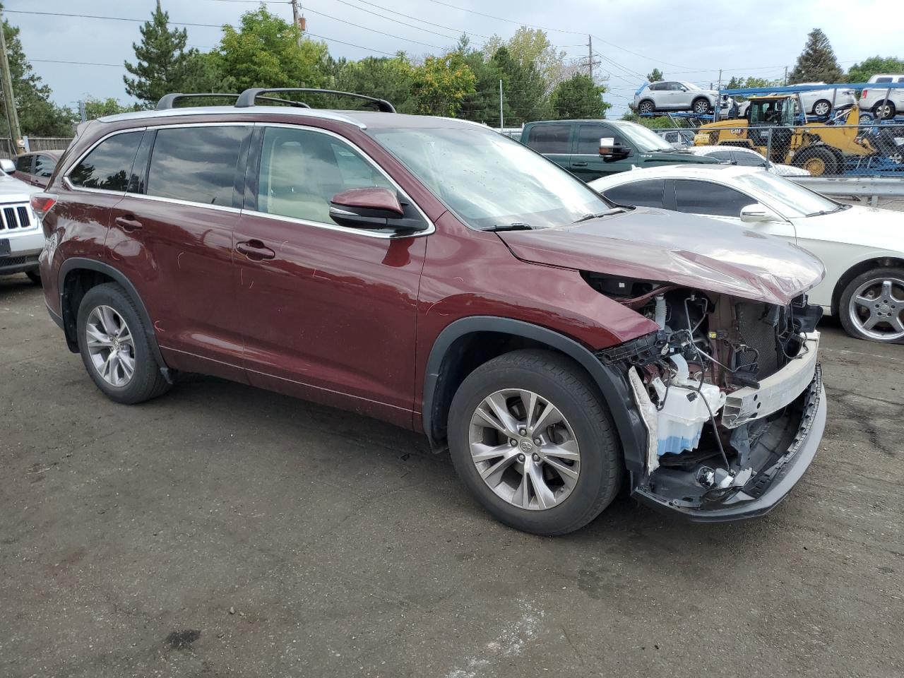 2015 Toyota Highlander VIN 5TDJKRFH6FS223973 Copart auction photo, all over damage thumbnail 4