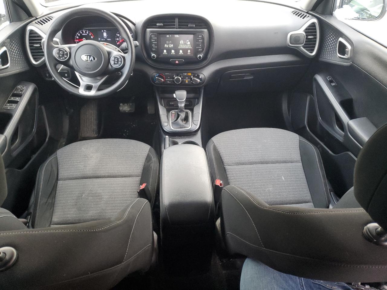 2020 KIA Soul VIN KNDJ23AU4L7077466 Copart auction photo, all over / undercarriage damage thumbnail 8