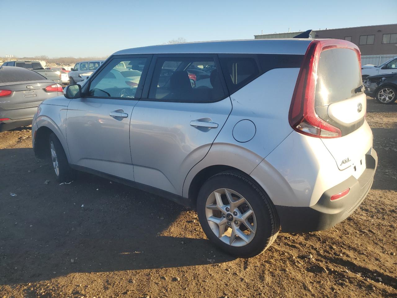 2020 KIA Soul VIN KNDJ23AU7L7066347 Copart auction photo, undercarriage / front end damage thumbnail 2
