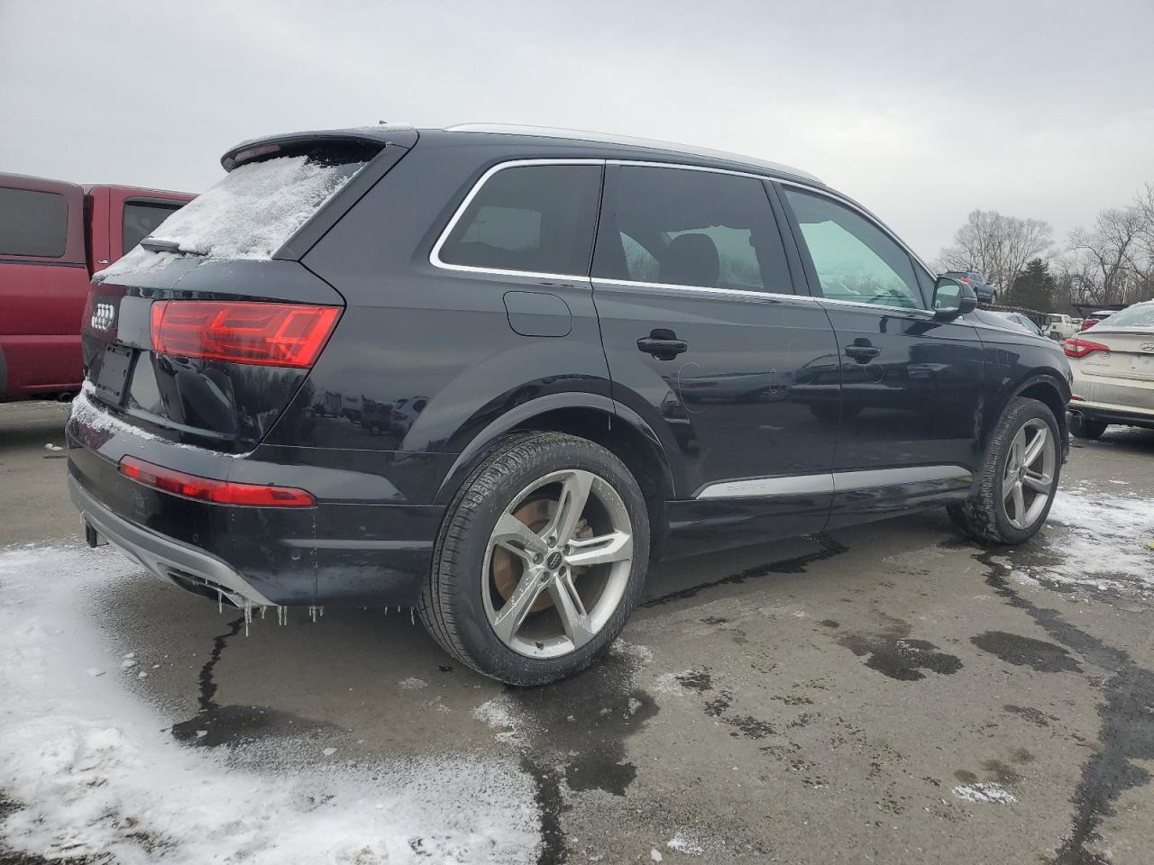 2019 Audi Q7 VIN WA1VAAF74KD019878 Copart auction photo, front end damage thumbnail 3