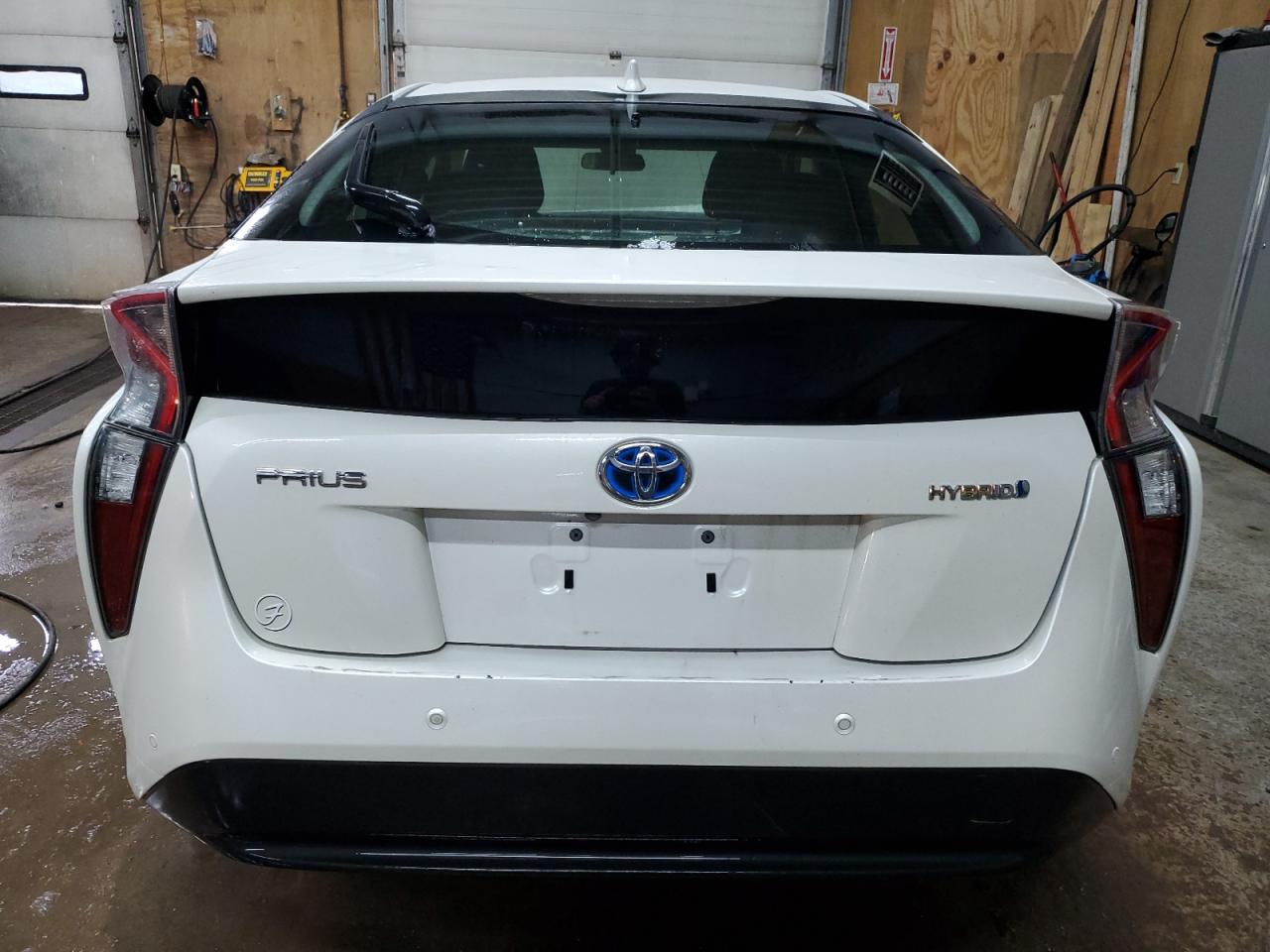 2018 Toyota Prius VIN JTDKARFU4J3055426 Copart auction photo, front end / minor dent/scratches damage thumbnail 6