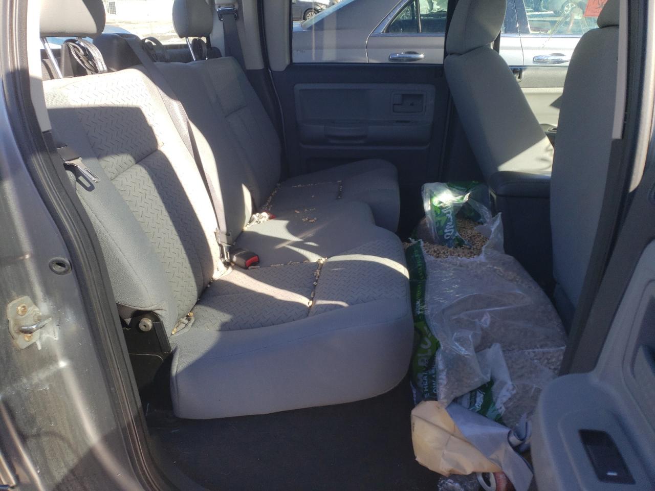 2009 Dodge Dakota VIN 1D7HW38KX9S730031 Copart auction photo, front end / minor dent/scratches damage thumbnail 10