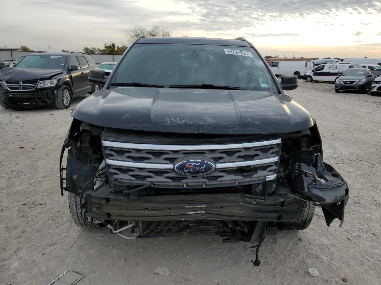 2018 Ford Explorer VIN 1FM5K7BH0JGA66905 Copart auction photo, front end damage thumbnail 5
