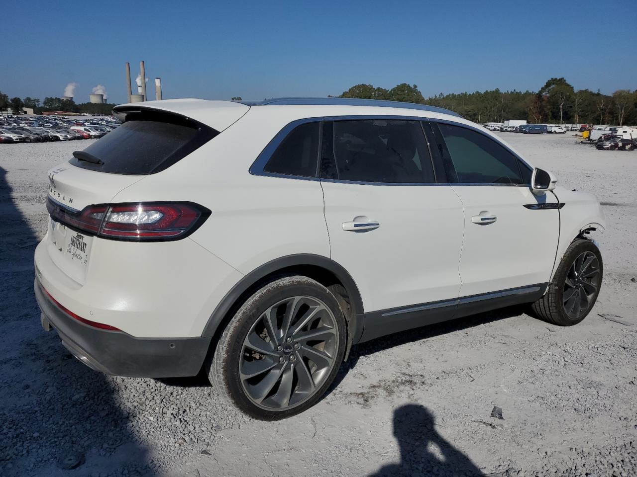 2020 Lincoln Nautilus VIN 2LMPJ6K91LBL17380 Copart auction photo, front end damage thumbnail 3