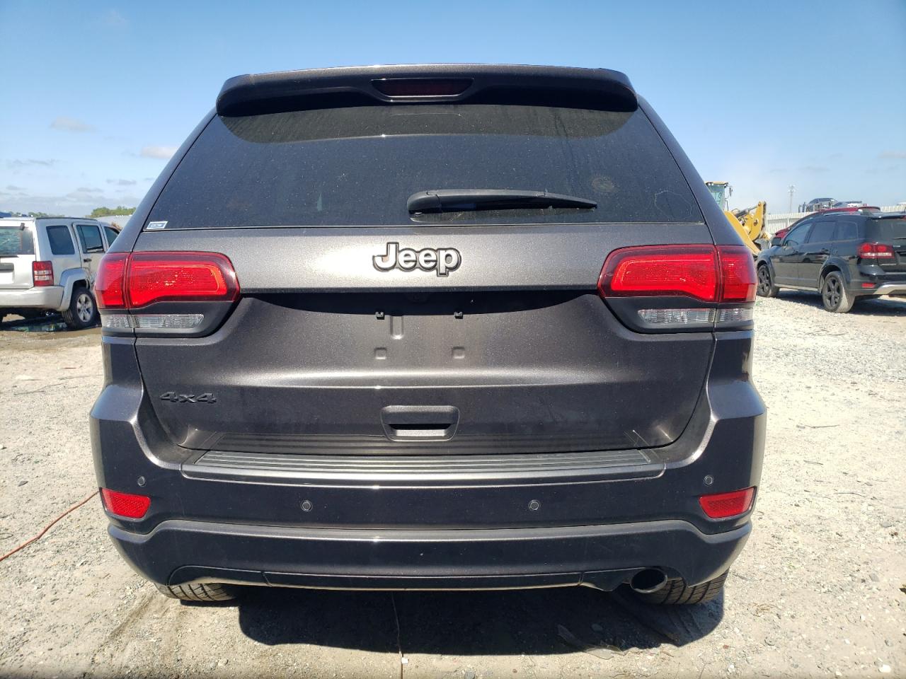 2021 Jeep Grand Cherokee VIN 1C4RJFBG3MC686105 Copart auction photo, front end damage thumbnail 6